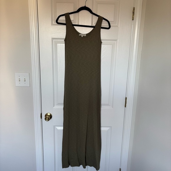 The Girl That Loves Olive Green Maxi Dress Size Small - Picture 1 of 8